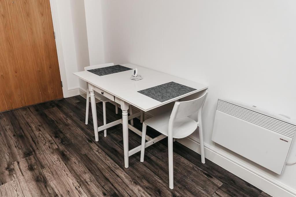 Stunning Modern Heart Of The City Apartment Sheffield Exteriör bild